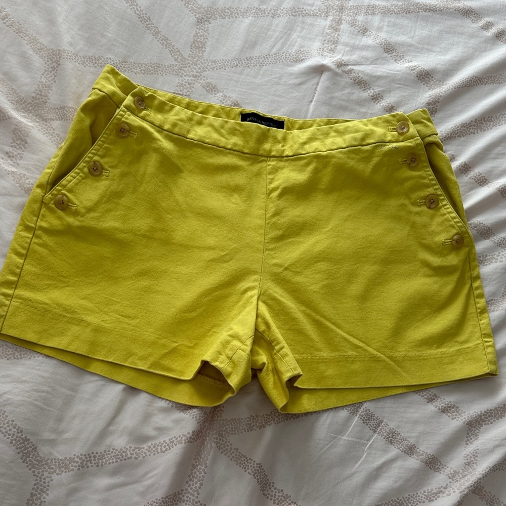 Banana Republic
